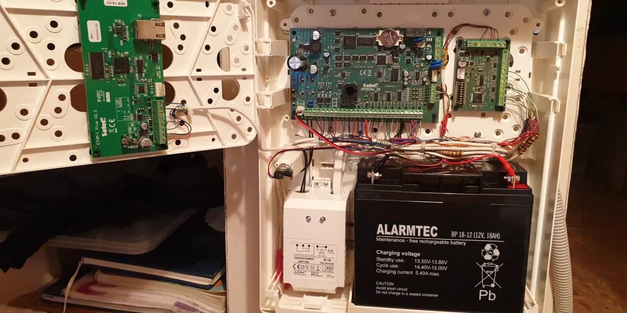 Jakie przewody do alarmu w domu? Wybór, instalacja, błędy