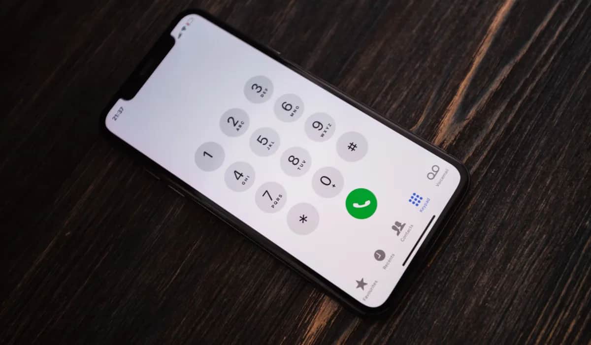 Jak odrzucić połączenie na iPhonie? Proste metody i triki